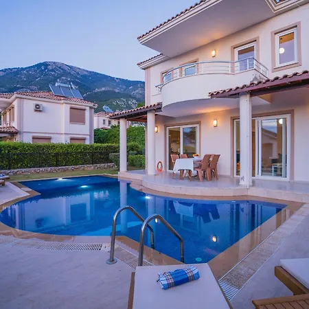 Hanel Life Royale 15 With Private Pool וילה