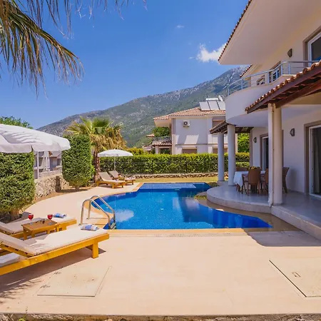 Hanel Life Royale 15 With Private Pool *