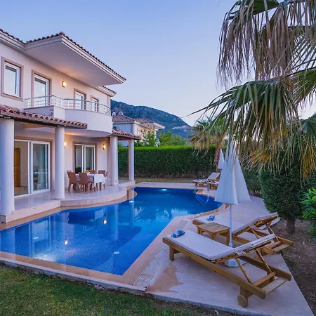 Villa Hanel Life Royale 15 With Private Pool *