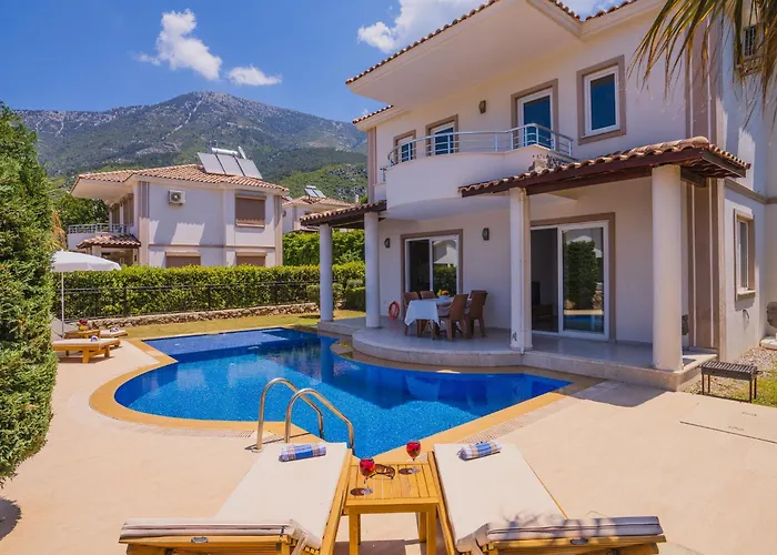 Hanel Life Royale 15 With Private Pool